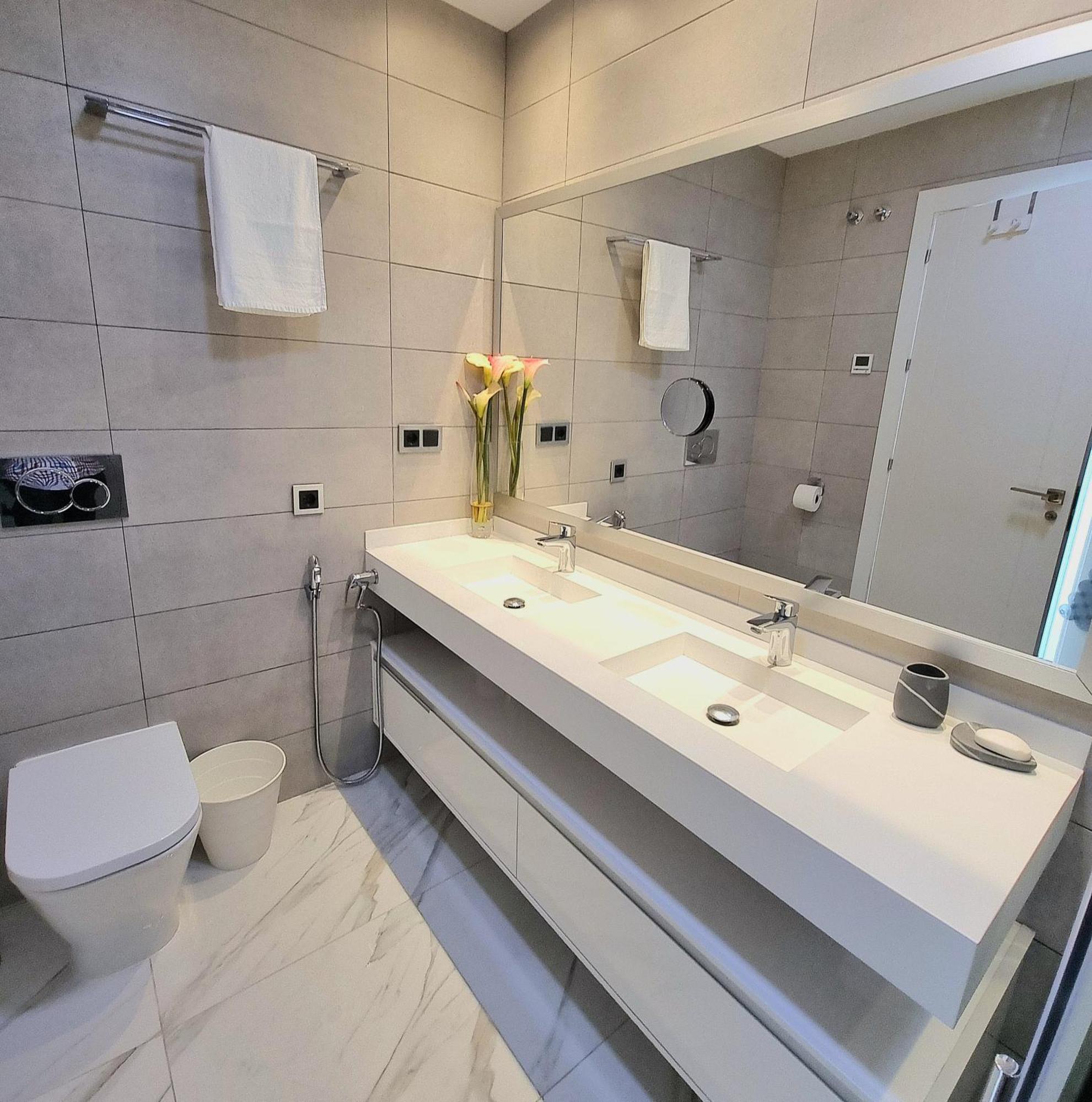 בנידורם Sunset Drive Apartments מראה חיצוני תמונה