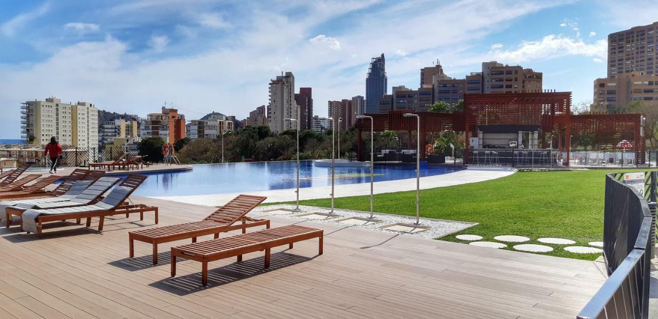 בנידורם Sunset Drive Apartments מראה חיצוני תמונה